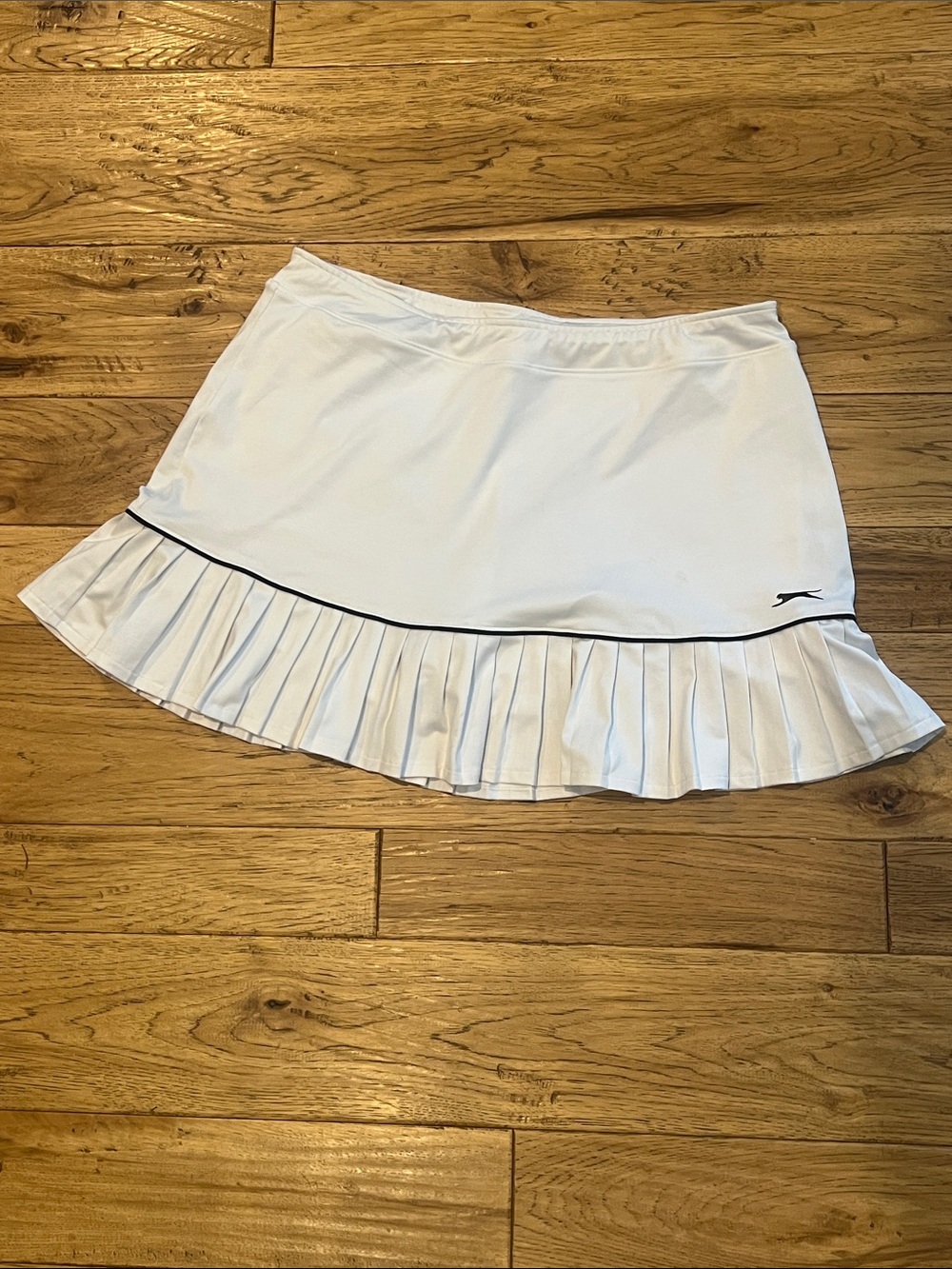 Slazenger White Tennis Skirt with Black Trim